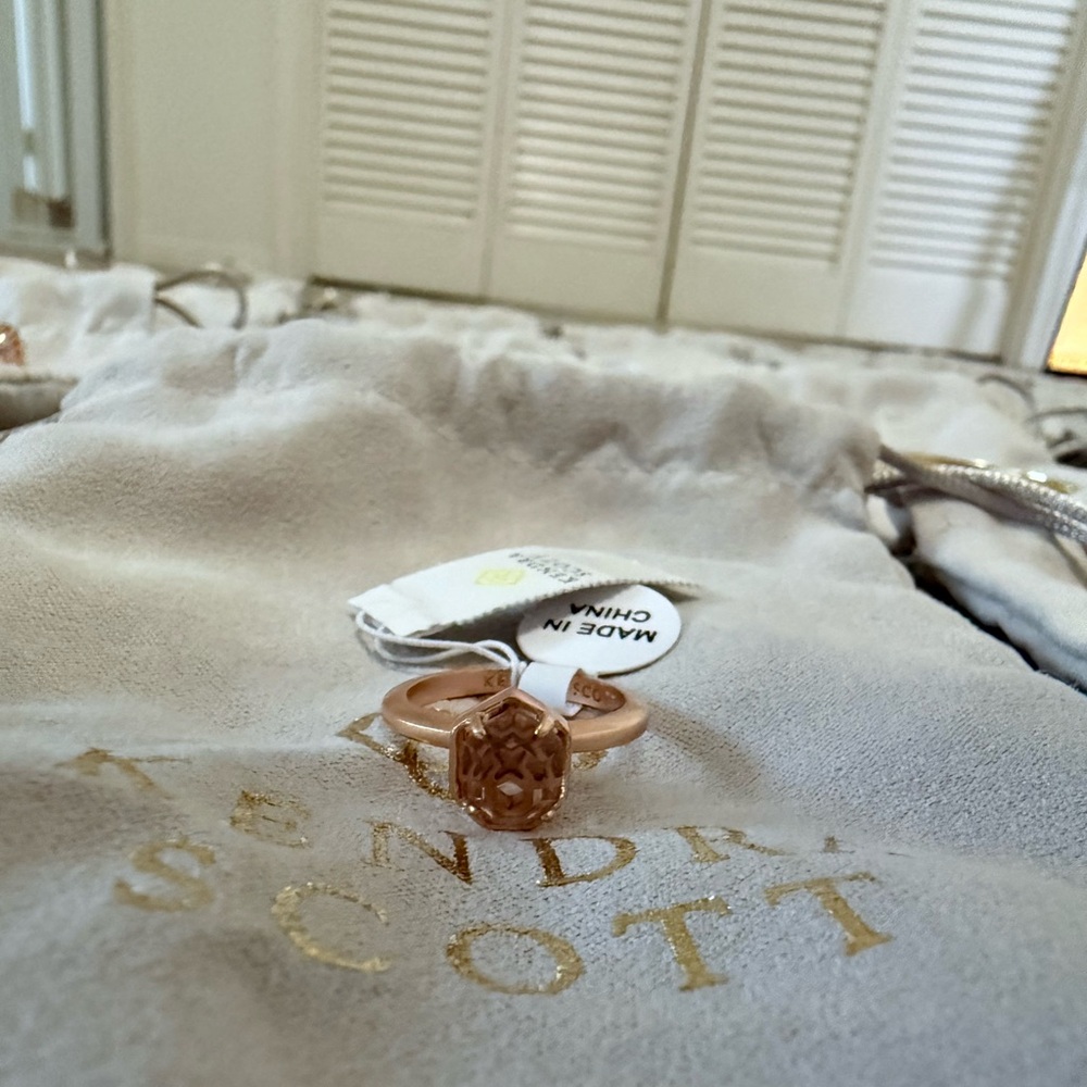 Mable Kendra Scott Gold-Tone Ring